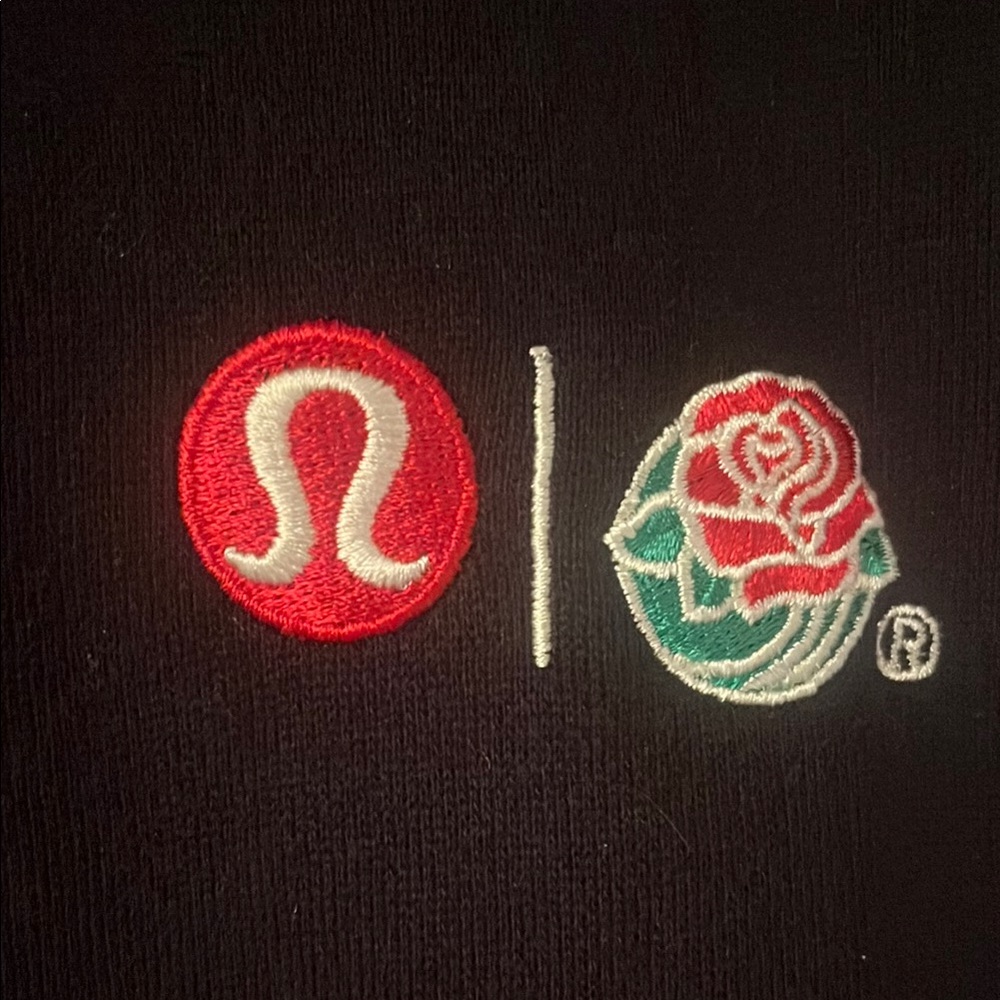 Lululemon Black Hoodie with Logo - Picture 2 of 2